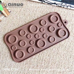 Qinuo Manufactory Button Shape Food Silicone Chocolate Mold for christmas